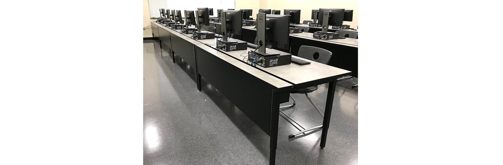 Corilam 6000T Metal Base Desk Corilam 6000T Metal Base Desk